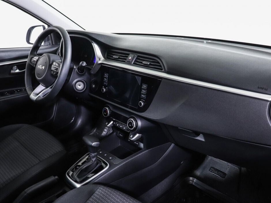 Kia Rio 1.6 АКПП, 2021, 30 000 км фото 9