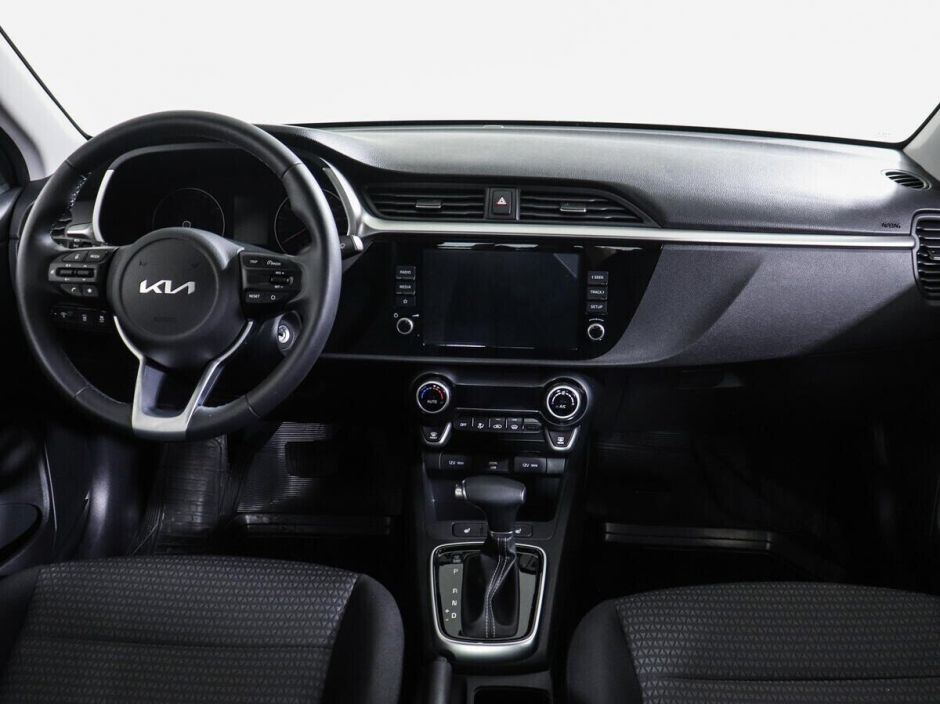 Kia Rio 1.6 АКПП, 2021, 30 000 км фото 12