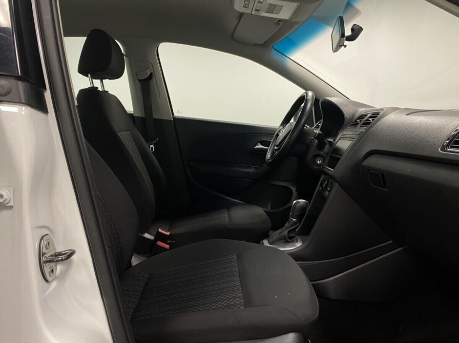 Volkswagen Polo 1.6 АКПП, 2020, 48 000 км фото 12