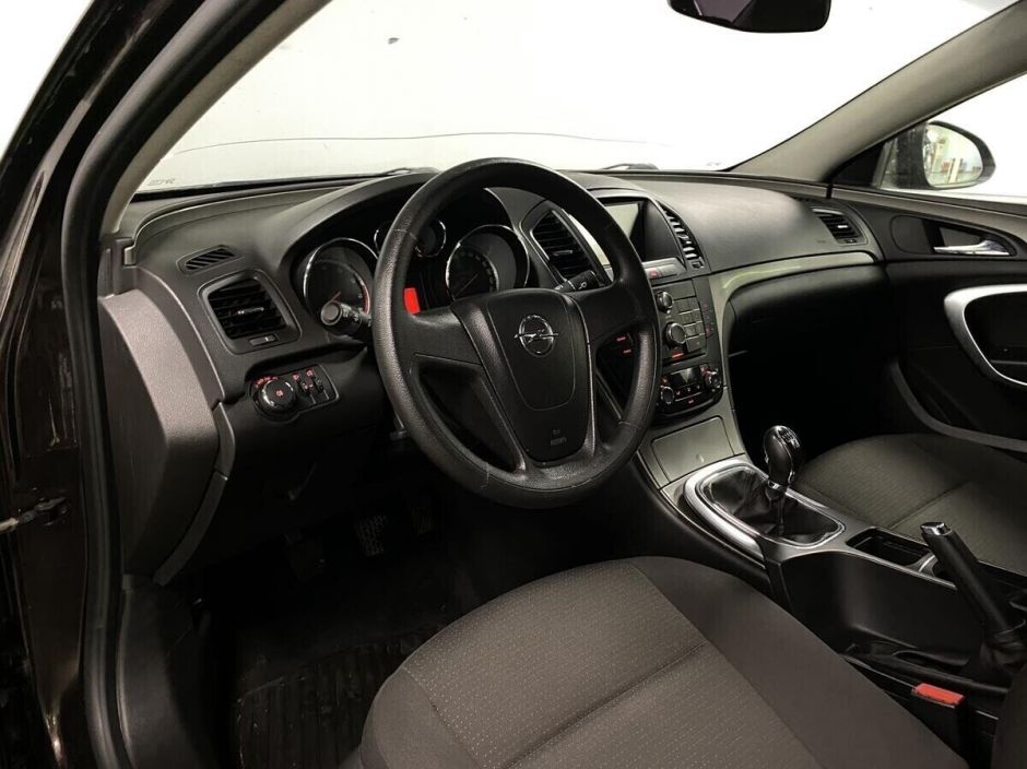 Opel Insignia 1.6 МКПП, 2011, 143 000 км фото 9