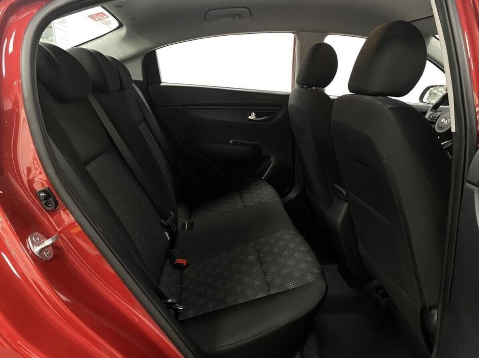 Kia Rio 1.6 АКПП, 2020, 39 000 км фото 12