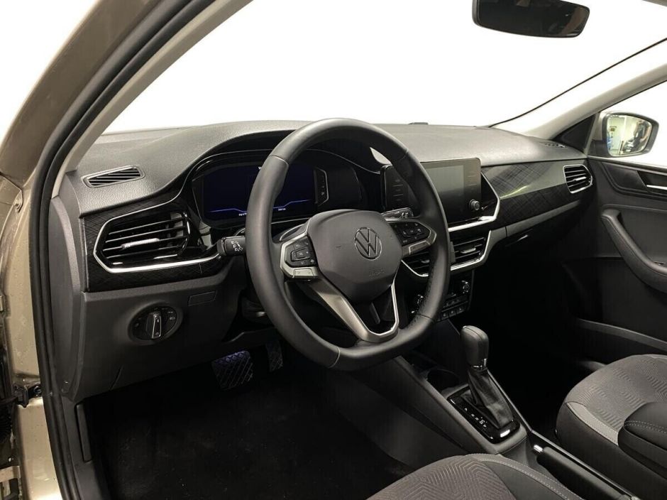 Volkswagen Polo 1.4 РКПП, 2022, 15 000 км фото 9