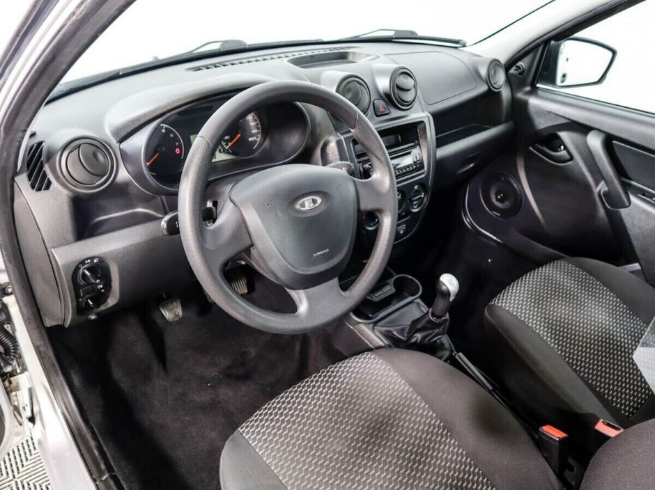 LADA (ВАЗ) Granta 1.6 МКПП, 2018, 67 000 км фото 12