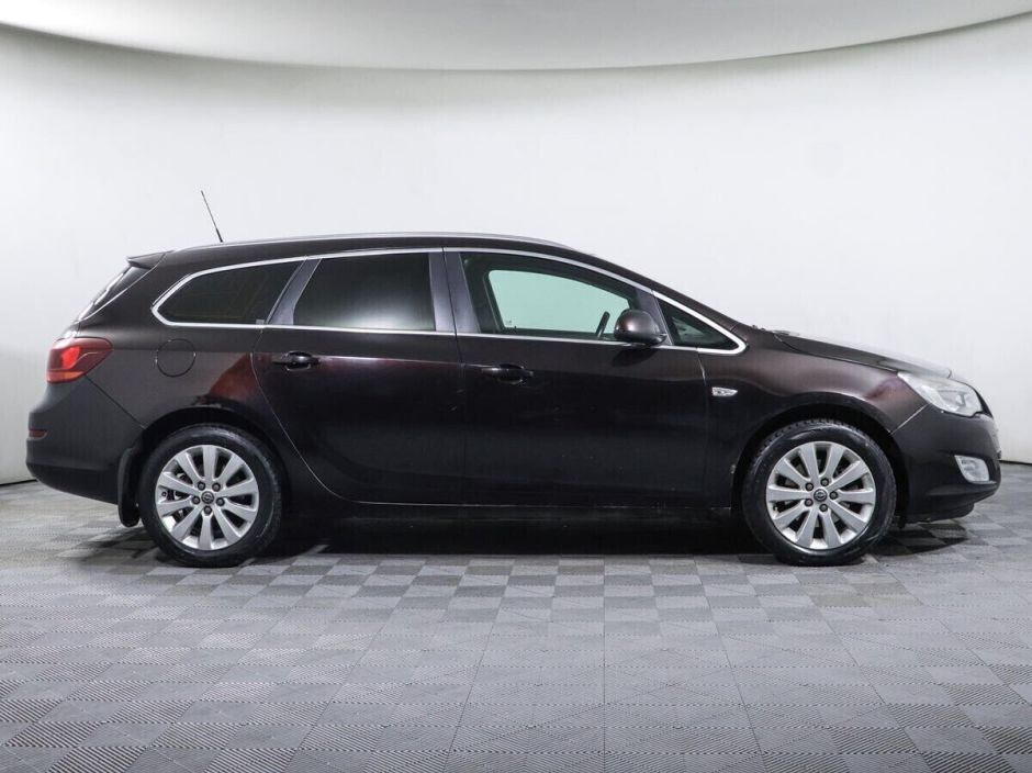 Opel Astra 1.6 АКПП, 2012, 131 000 км фото 4