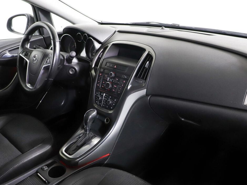 Opel Astra 1.6 АКПП, 2012, 131 000 км фото 9