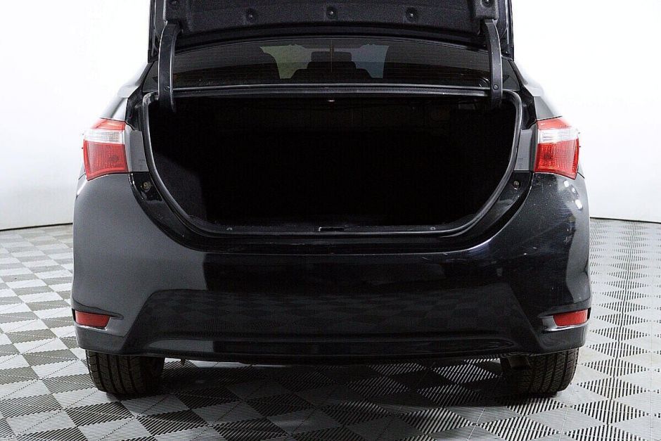 Toyota Corolla 1.6 МКПП, 2013, 125 000 км фото 9