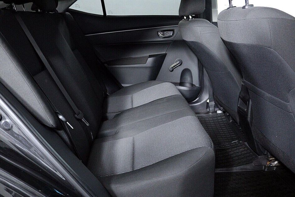 Toyota Corolla 1.6 МКПП, 2013, 125 000 км фото 11