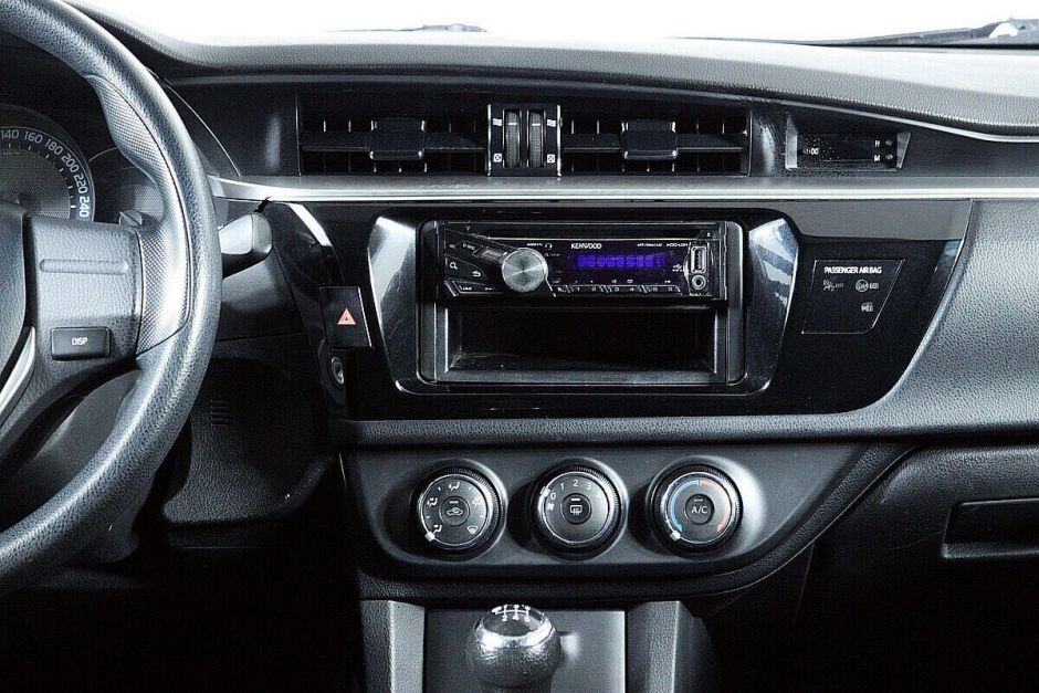 Toyota Corolla 1.6 МКПП, 2013, 125 000 км фото 14