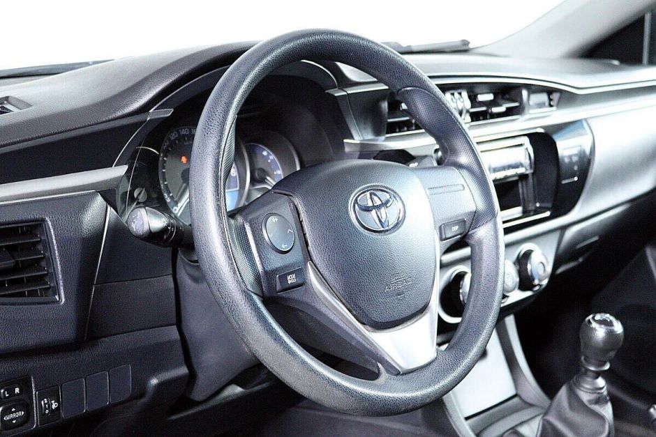 Toyota Corolla 1.6 МКПП, 2013, 125 000 км фото 15