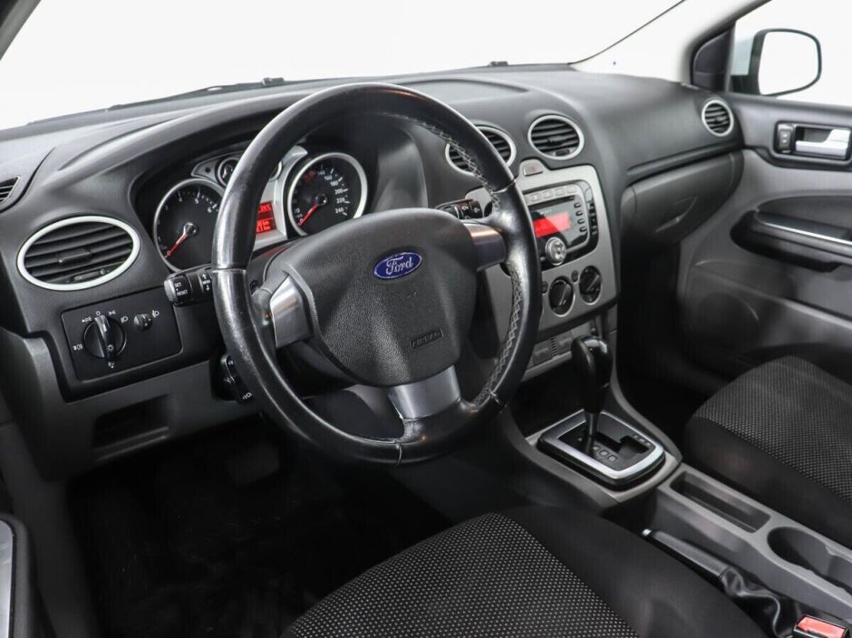 Ford Focus 1.6 АКПП, 2010, 170 000 км фото 9