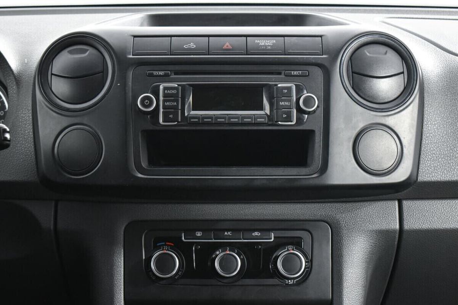 Volkswagen Amarok 2.0 МКПП, 2012, 132 000 км фото 8