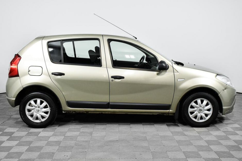 Renault Sandero 1.6 АКПП, 2011, 153 000 км фото 4