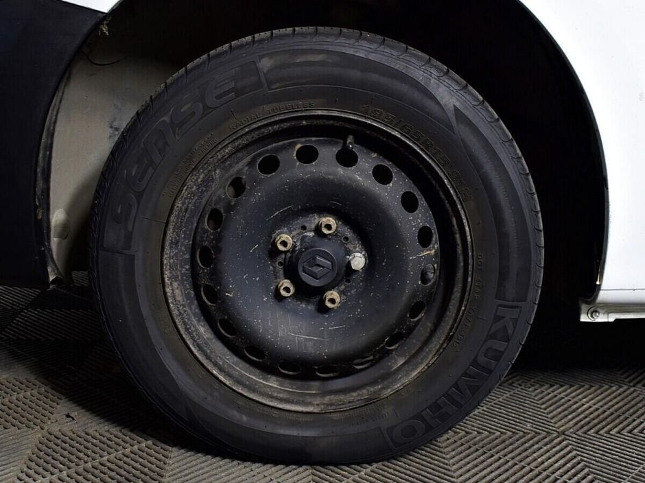 Renault Kangoo 1.6 МКПП, 2012, 142 000 км фото 12