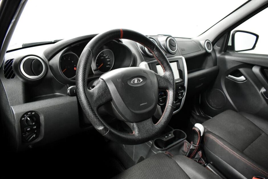 LADA (ВАЗ) Granta 1.6 МКПП, 2016, 85 000 км фото 13