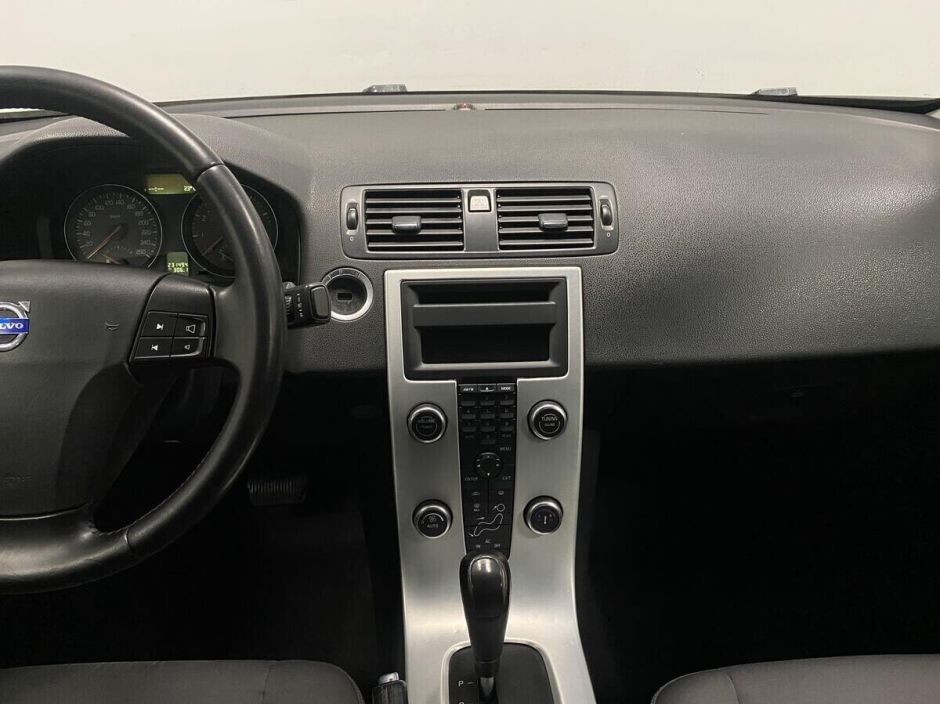 Volvo S40 2.0 РКПП, 2011, 144 000 км фото 11