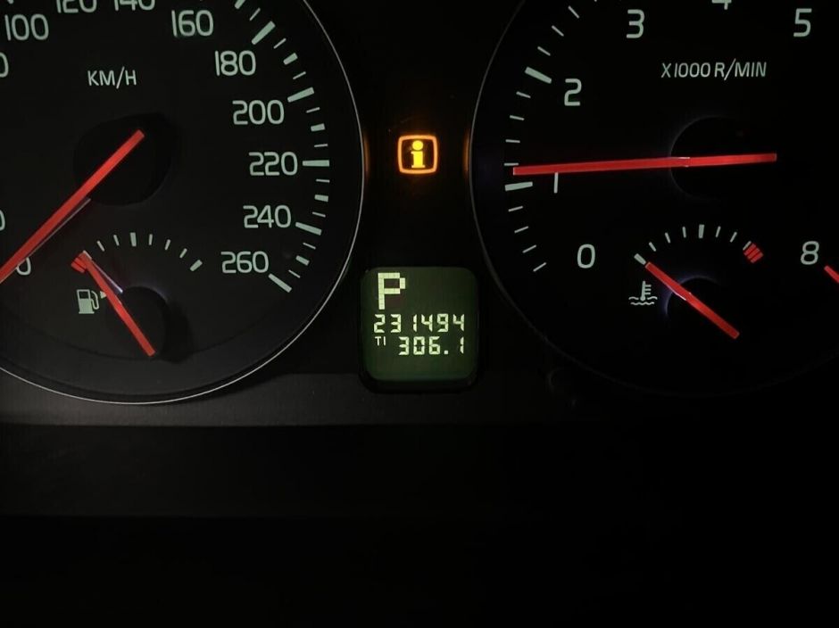 Volvo S40 2.0 РКПП, 2011, 144 000 км фото 17