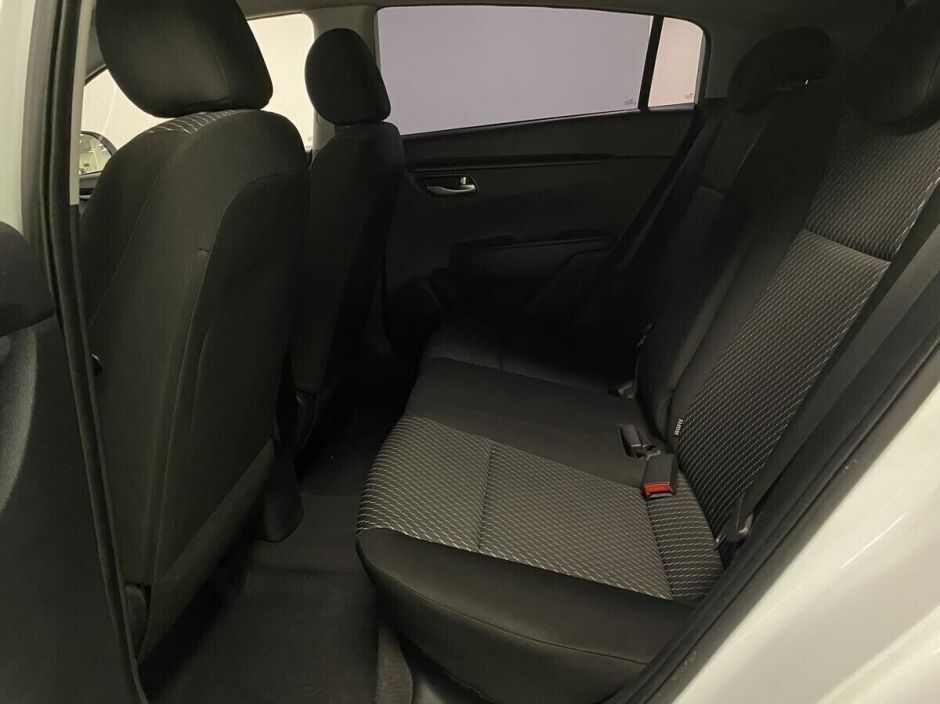 Kia Rio 1.6 АКПП, 2020, 49 000 км фото 14