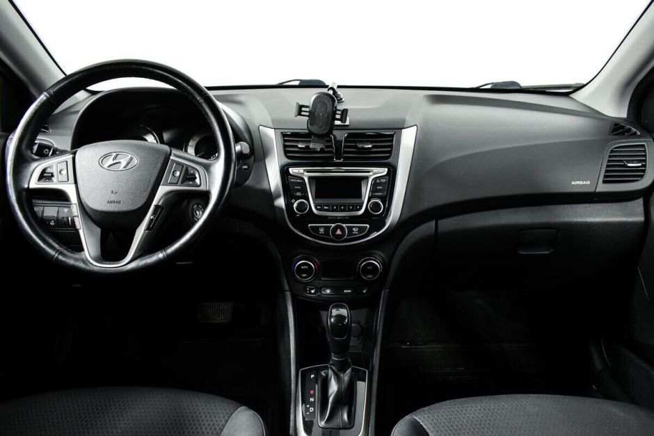 Hyundai Solaris 1.6 АКПП, 2015, 98 000 км фото 11