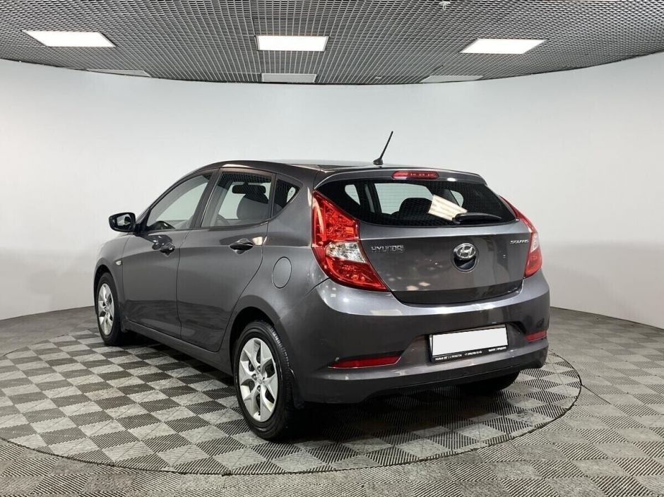 Hyundai Solaris 1.4 МКПП, 2015, 110 000 км фото 7