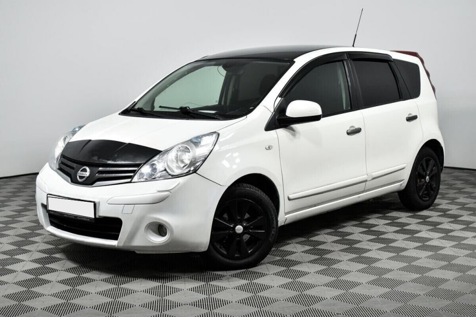 Nissan Note 1.6 АКПП, 2010, 170 000 км фото 1