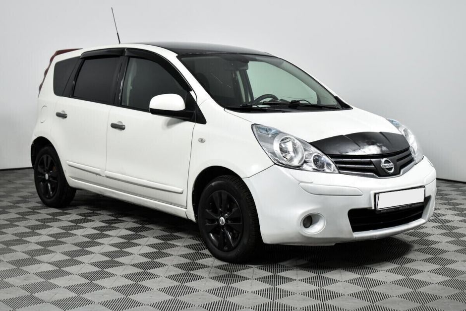 Nissan Note 1.6 АКПП, 2010, 170 000 км фото 3