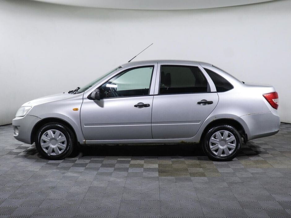 LADA (ВАЗ) Granta 1.6 МКПП, 2012, 133 000 км фото 8