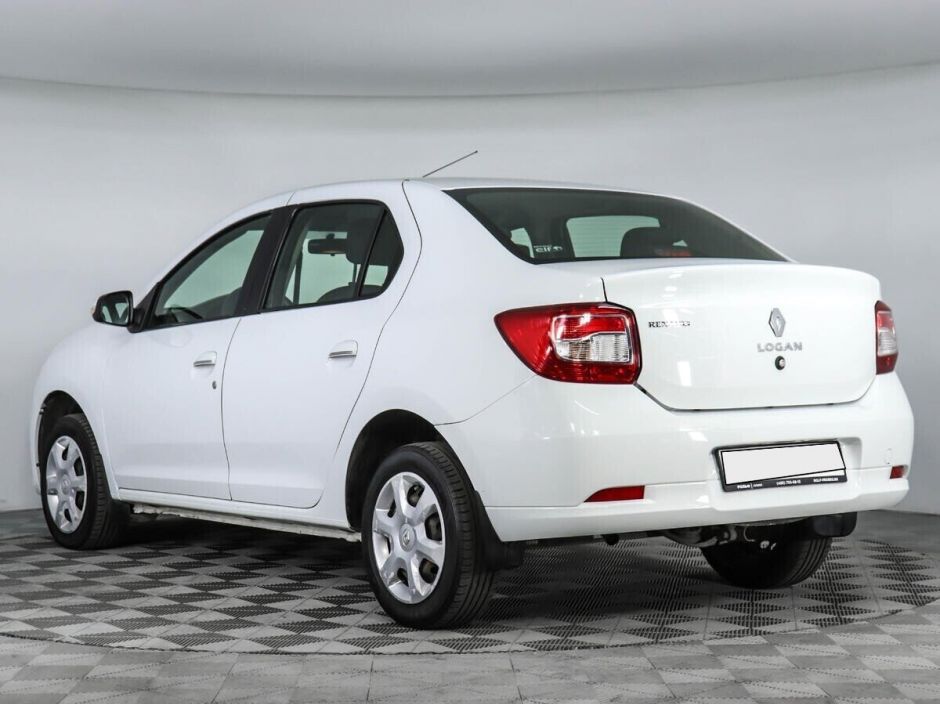 Renault Logan 1.6 МКПП, 2015, 99 000 км фото 7