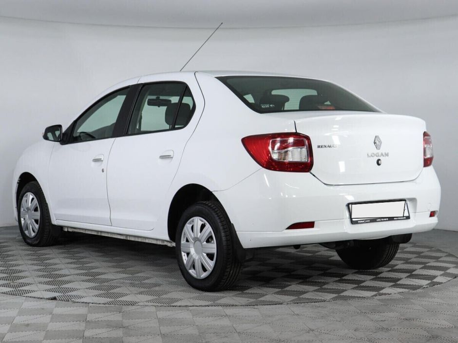 Renault Logan 1.6 МКПП, 2014, 111 000 км фото 7