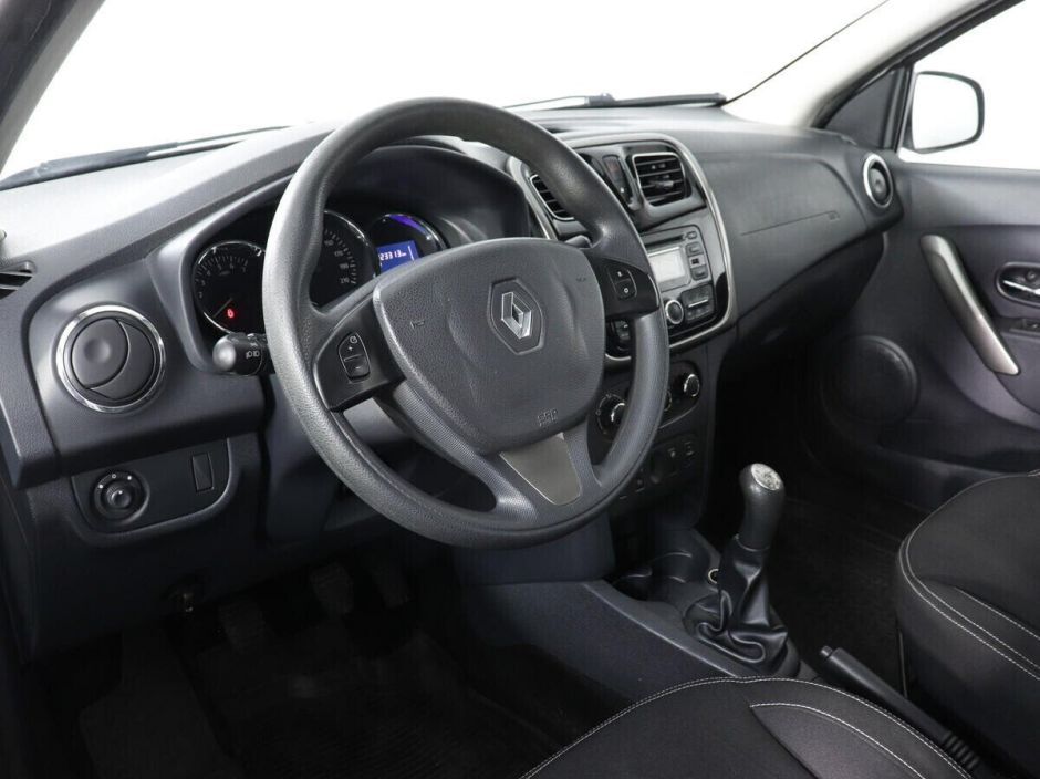 Renault Logan 1.6 МКПП, 2014, 111 000 км фото 9