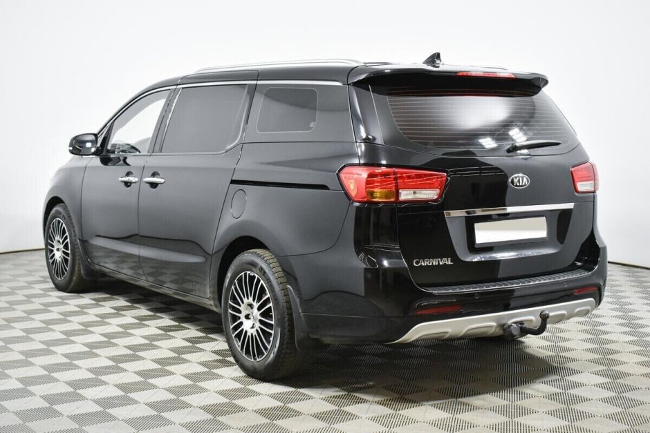 Kia Carnival 2.2 АКПП, 2016, 95 000 км фото 4