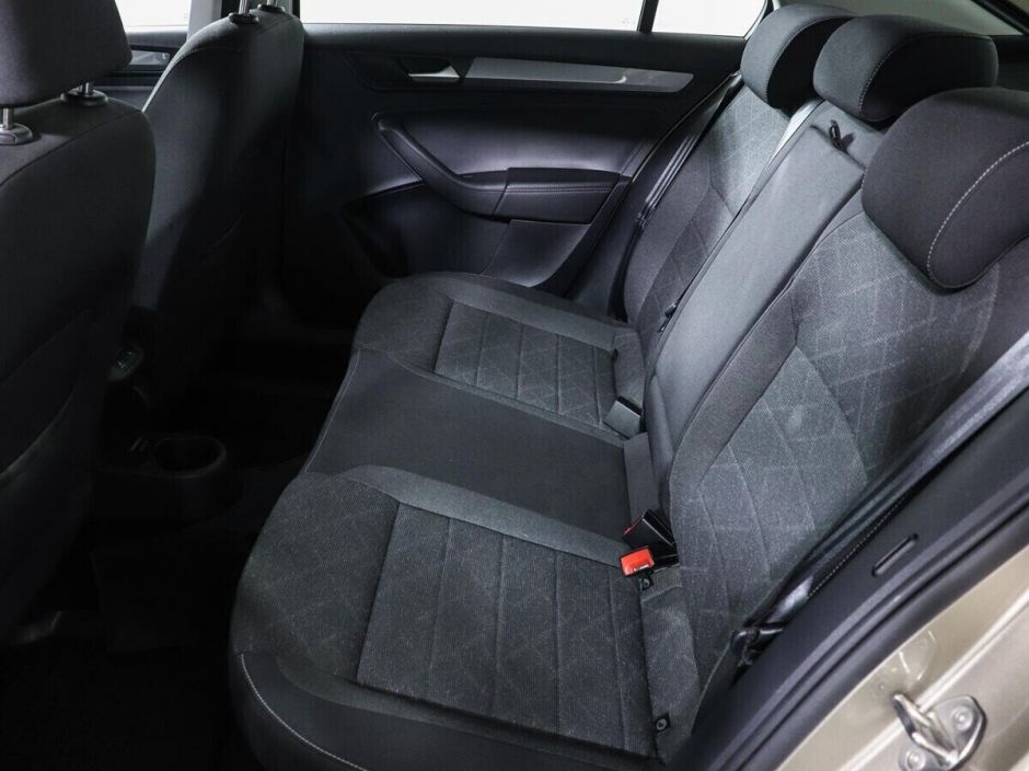 Volkswagen Polo 1.6 АКПП, 2020, 45 000 км фото 10