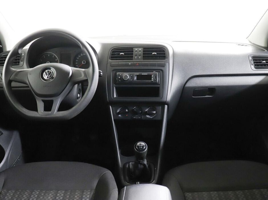 Volkswagen Polo 1.6 МКПП, 2017, 84 000 км фото 12