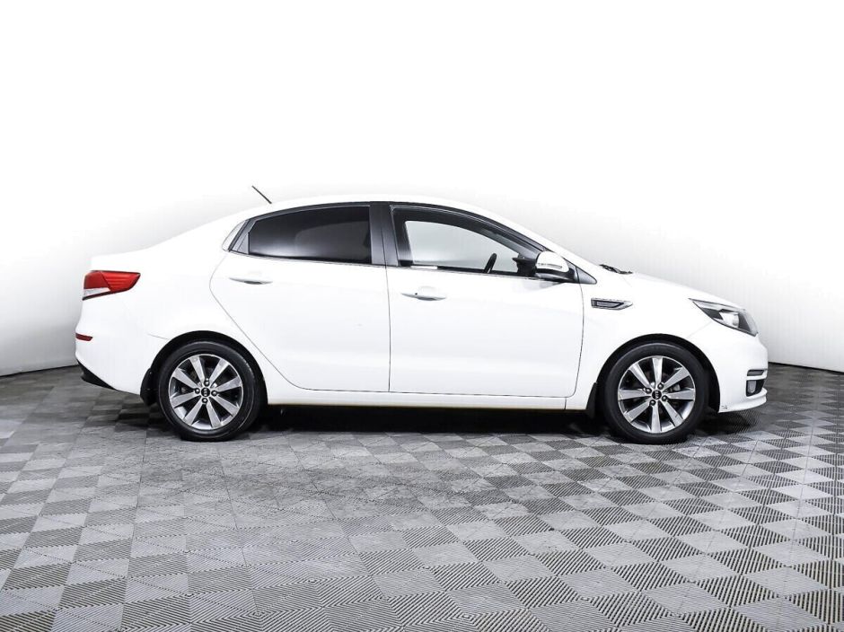 Kia Rio 1.6 АКПП, 2015, 100 000 км фото 4