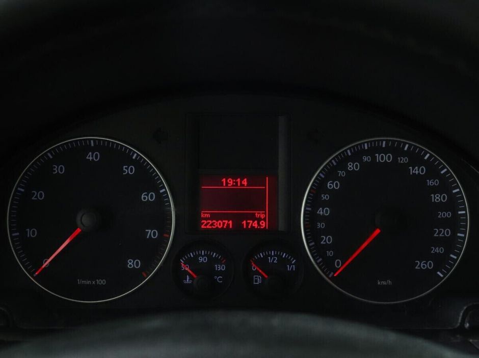 Volkswagen Golf 1.6 АКПП, 2006, 215 000 км фото 11