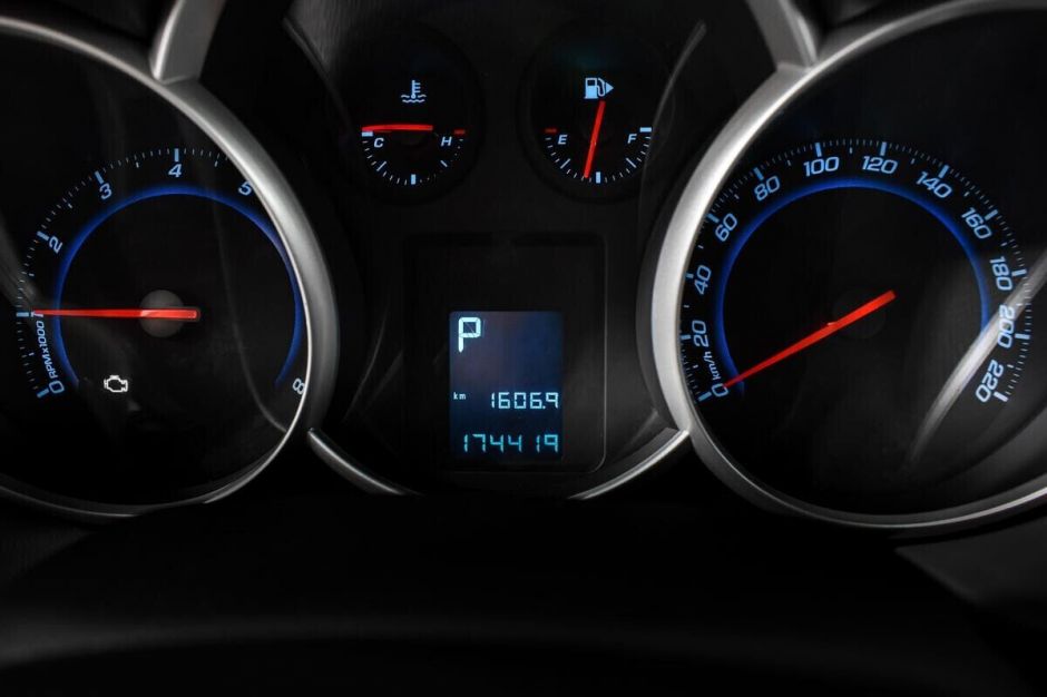 Chevrolet Cruze 1.6 АКПП, 2011, 152 000 км фото 10