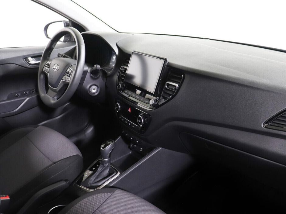 Hyundai Solaris 1.6 АКПП, 2021, 35 000 км фото 9