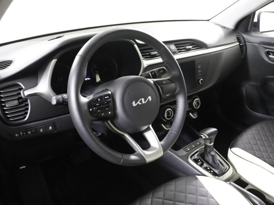 Kia Rio 1.6 АКПП, 2021, 36 000 км фото 14