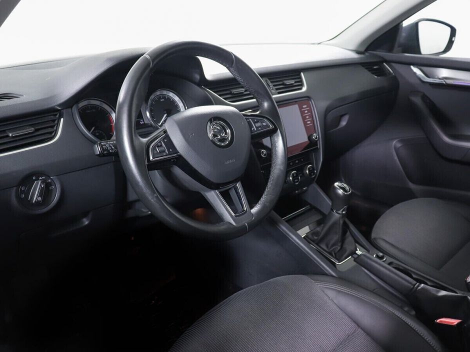 Skoda Octavia 1.6 МКПП, 2017, 84 000 км фото 5