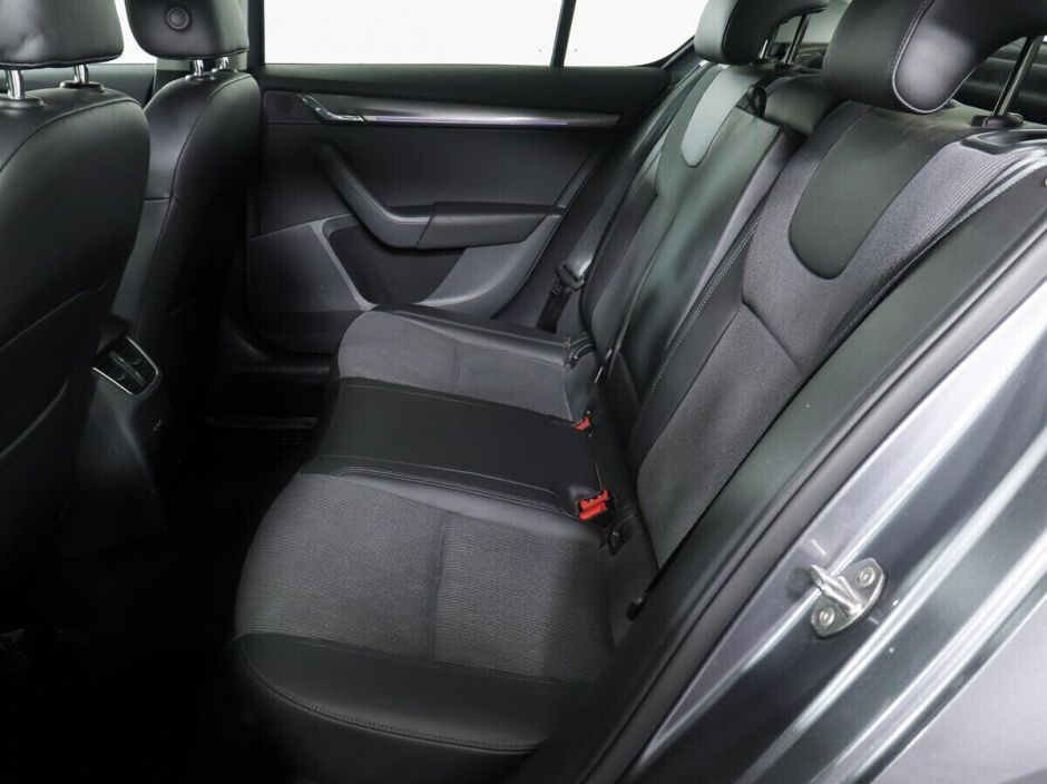 Skoda Octavia 1.6 МКПП, 2017, 84 000 км фото 9