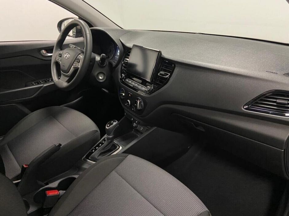 Hyundai Solaris 1.6 АКПП, 2022, 11 000 км фото 11