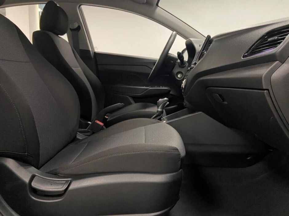 Hyundai Solaris 1.6 АКПП, 2022, 11 000 км фото 12