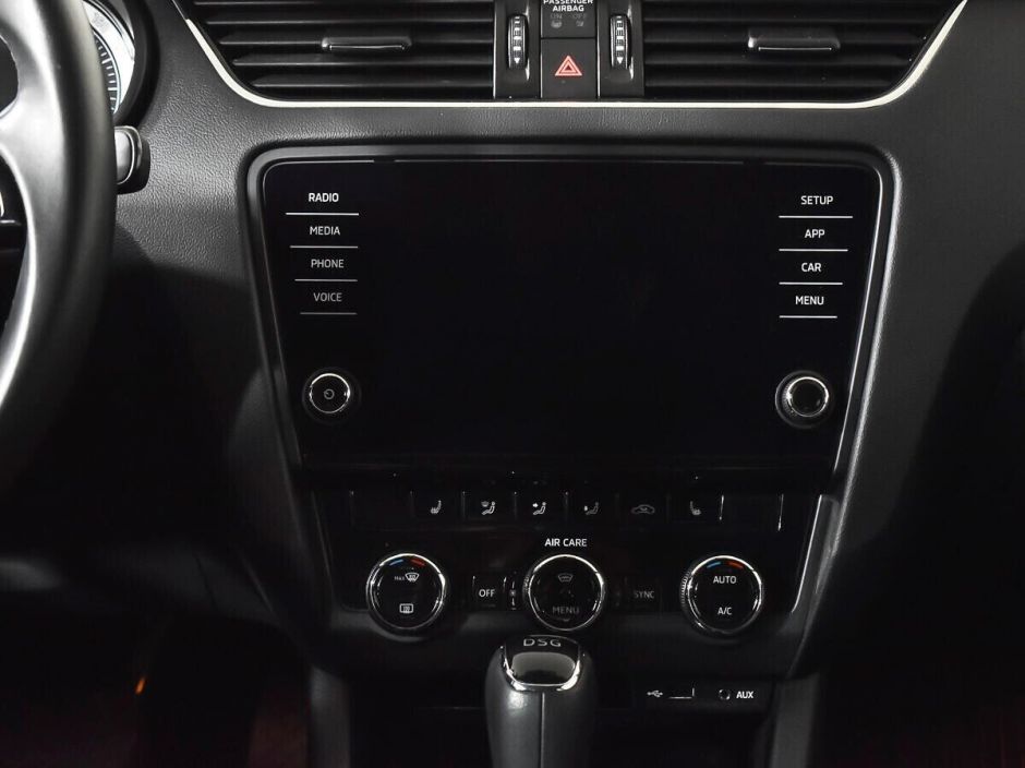 Skoda Octavia 1.5 РКПП, 2018, 72 000 км фото 8