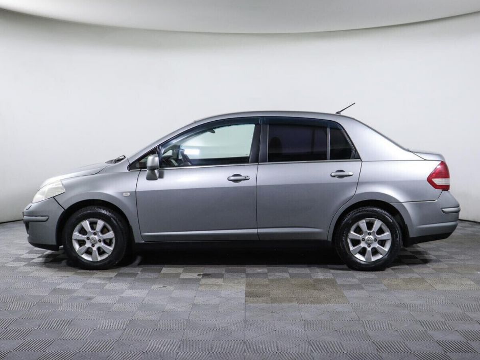 Nissan Tiida 1.6 МКПП, 2007, 195 000 км фото 8