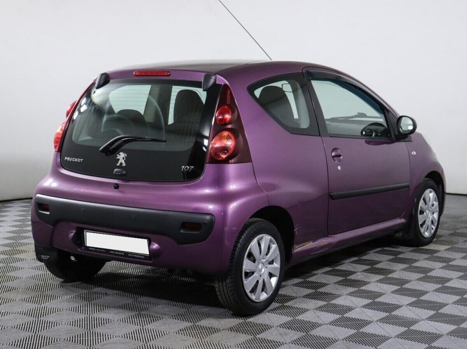 Peugeot 107 1.0 РКПП, 2012, 132 000 км фото 5