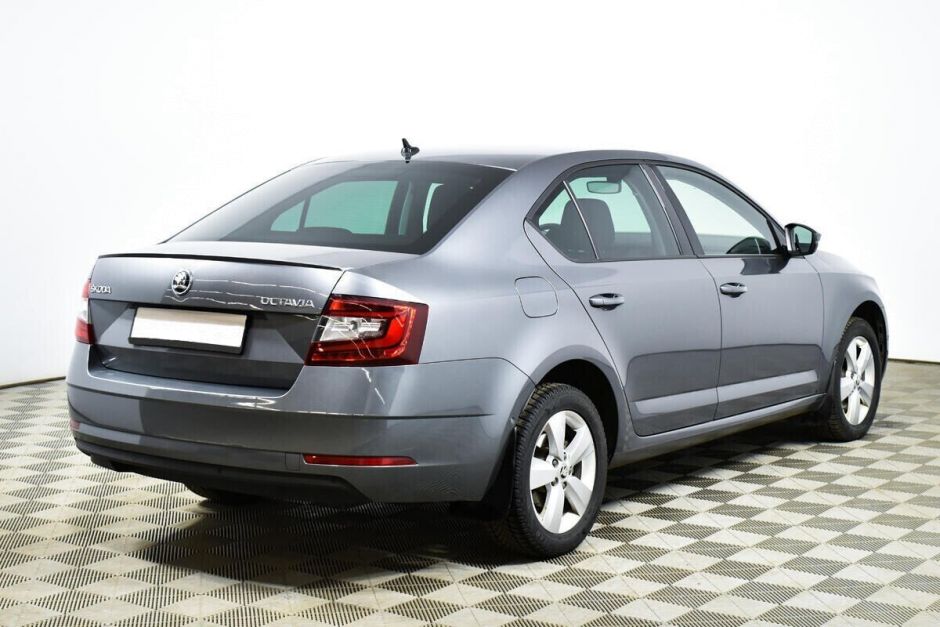 Skoda Octavia 1.8 РКПП, 2018, 60 000 км фото 2