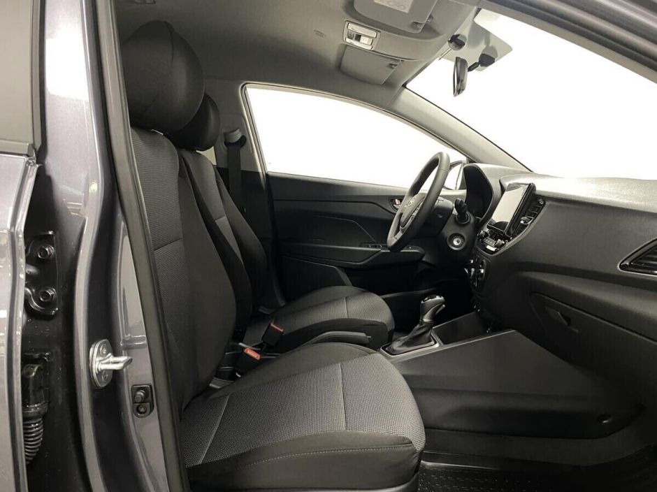 Hyundai Solaris 1.6 АКПП, 2022, 19 000 км фото 12