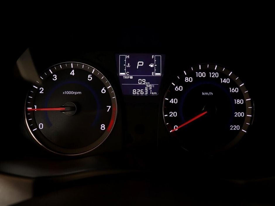 Hyundai Solaris 1.4 АКПП, 2016, 83 000 км фото 11