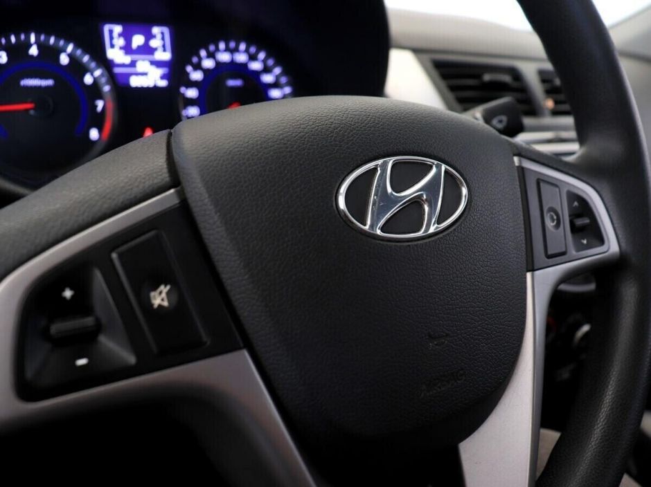 Hyundai Solaris 1.4 АКПП, 2016, 83 000 км фото 16