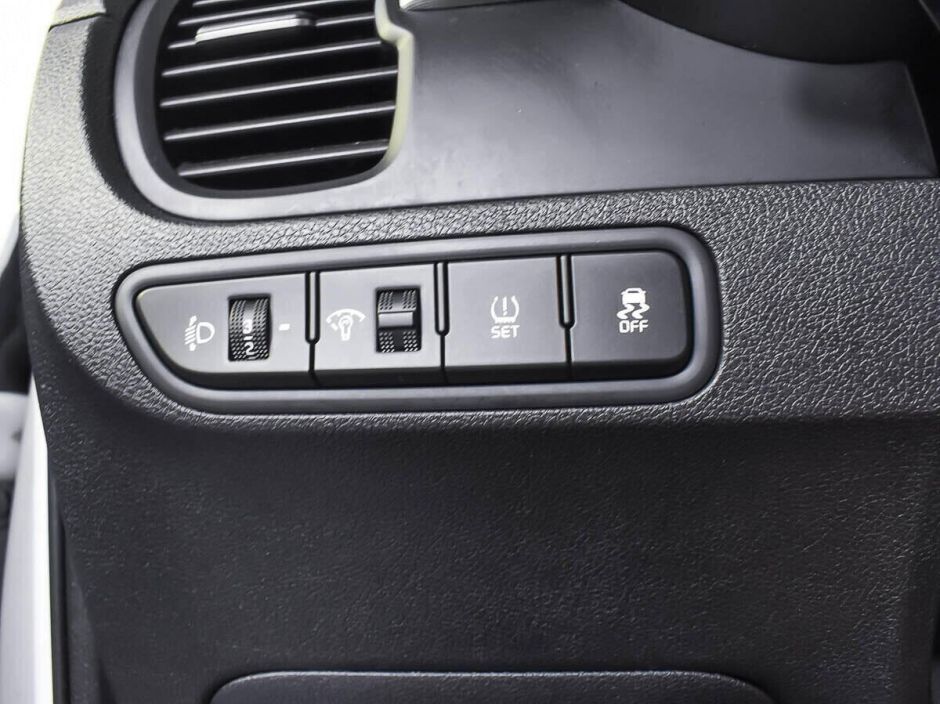 Kia Rio 1.6 АКПП, 2019, 57 000 км фото 20