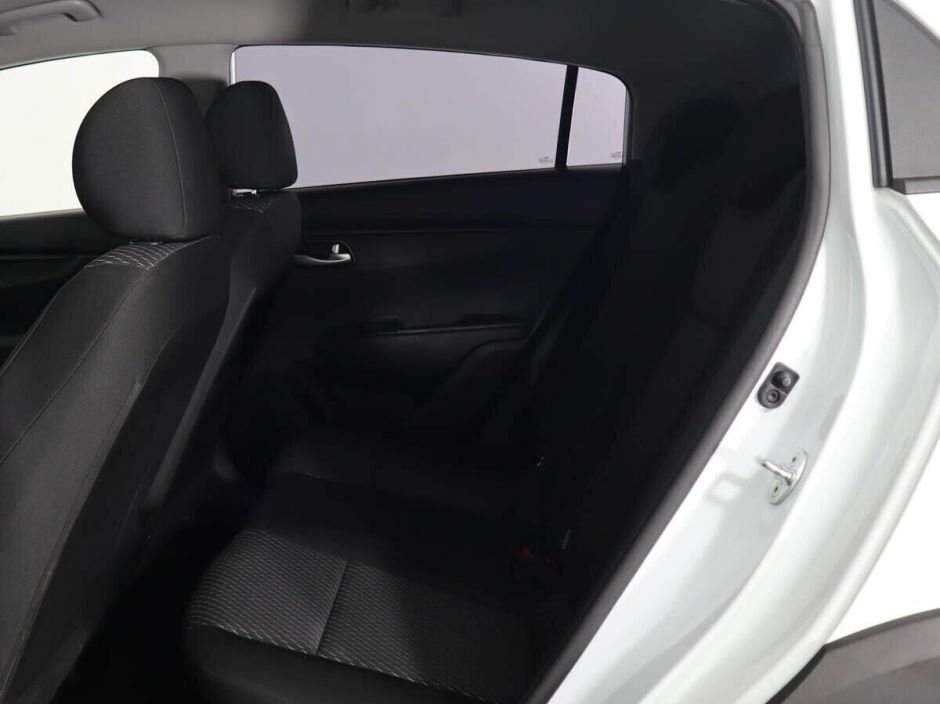 Kia Rio 1.6 АКПП, 2019, 62 000 км фото 10